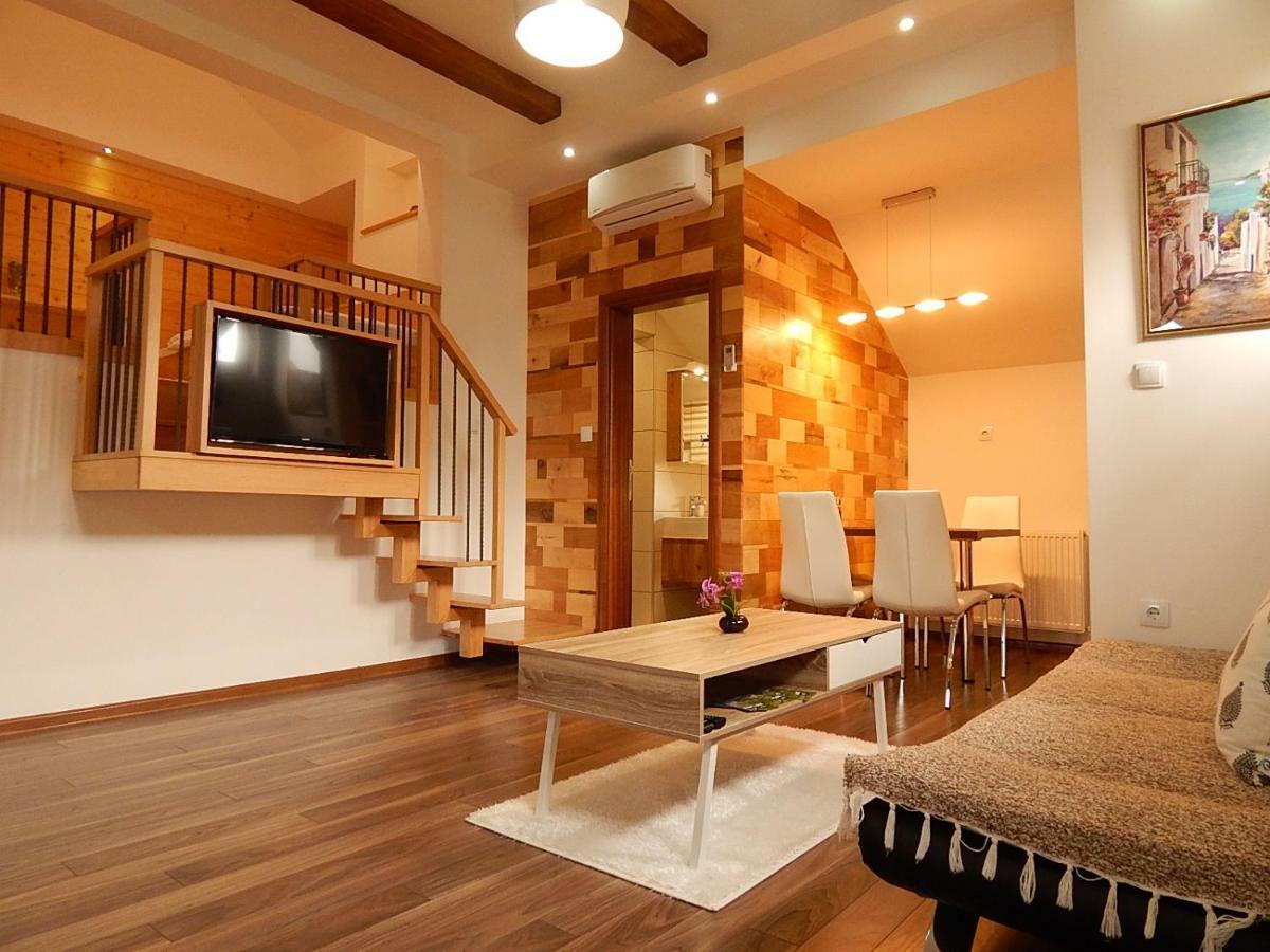 Studio Apartman Lakasa Rakovica Exterior photo
